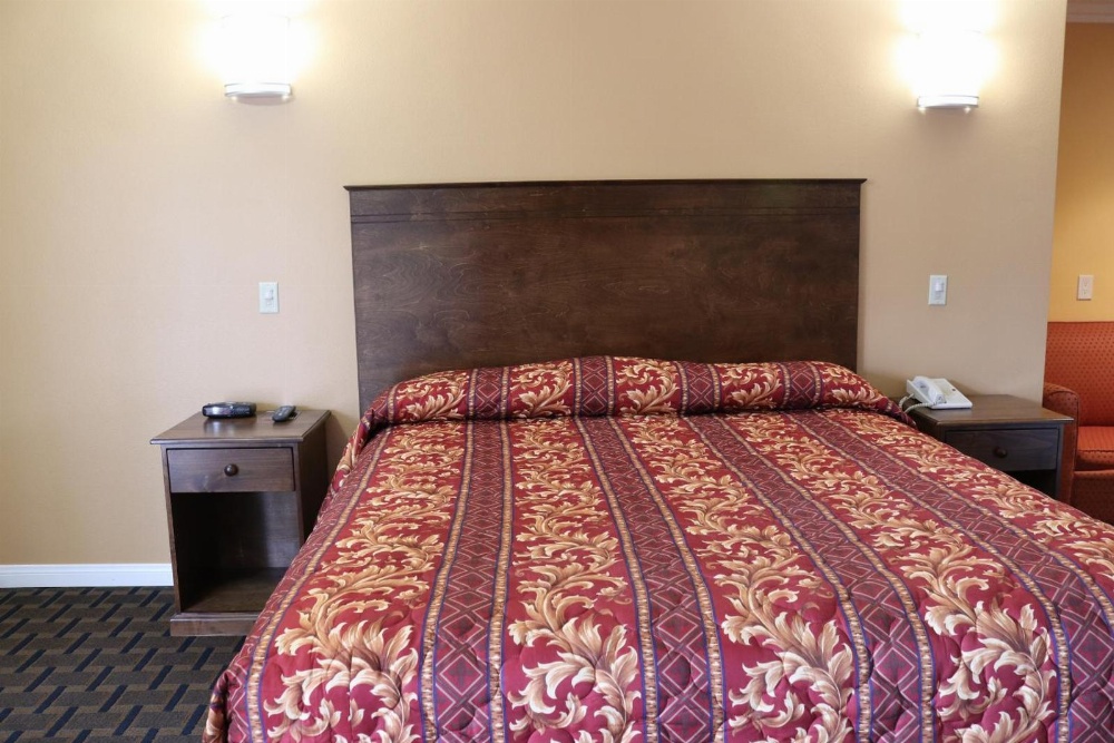 Fullerton Lodge Main image